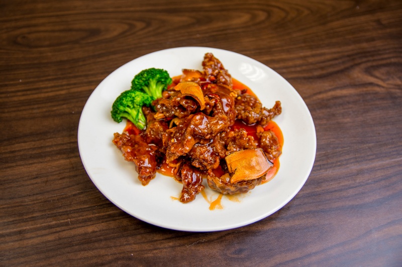 b05. tangerine crispy beef 陈皮牛 <img title='Spicy & Hot' align='absmiddle' src='/css/spicy.png' />